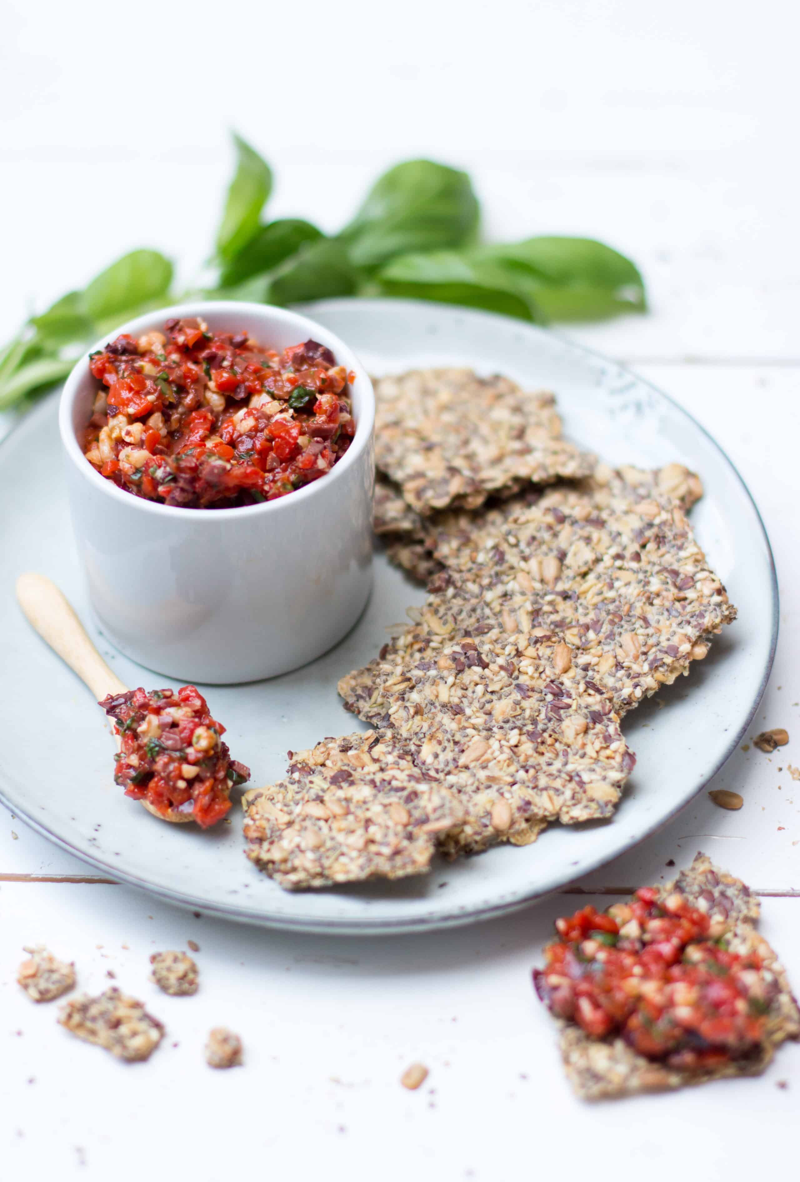 zelfgemaakte crackers met zaden