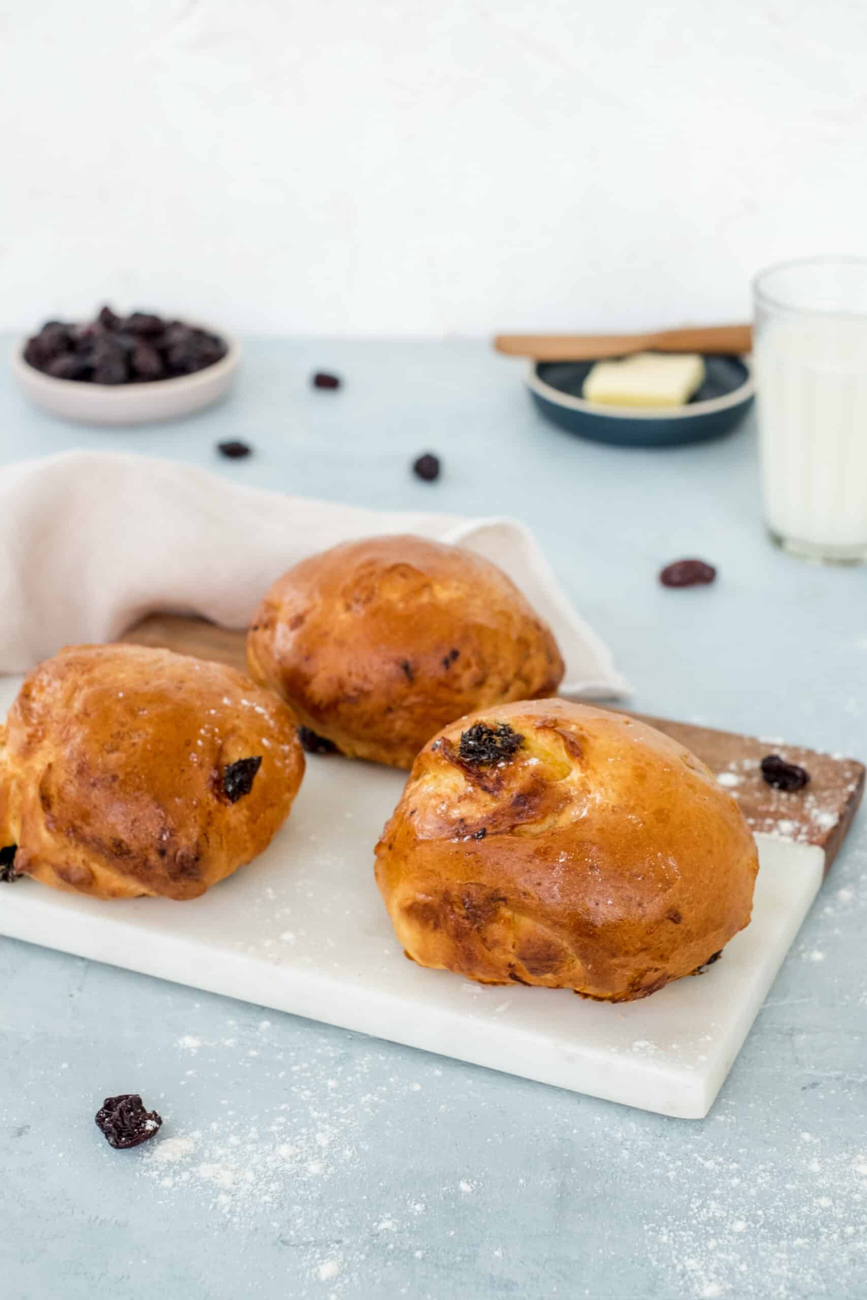 rozijnenbroodjes