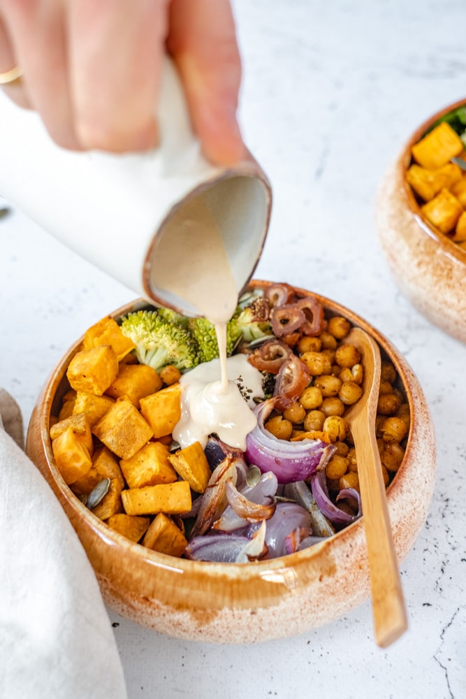 buddha bowl met zoete aardappel