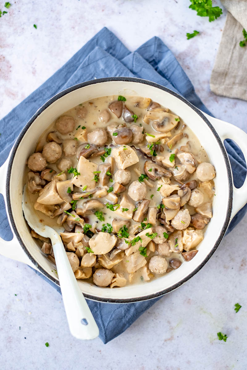 easy chicken and mushroom vol au vent