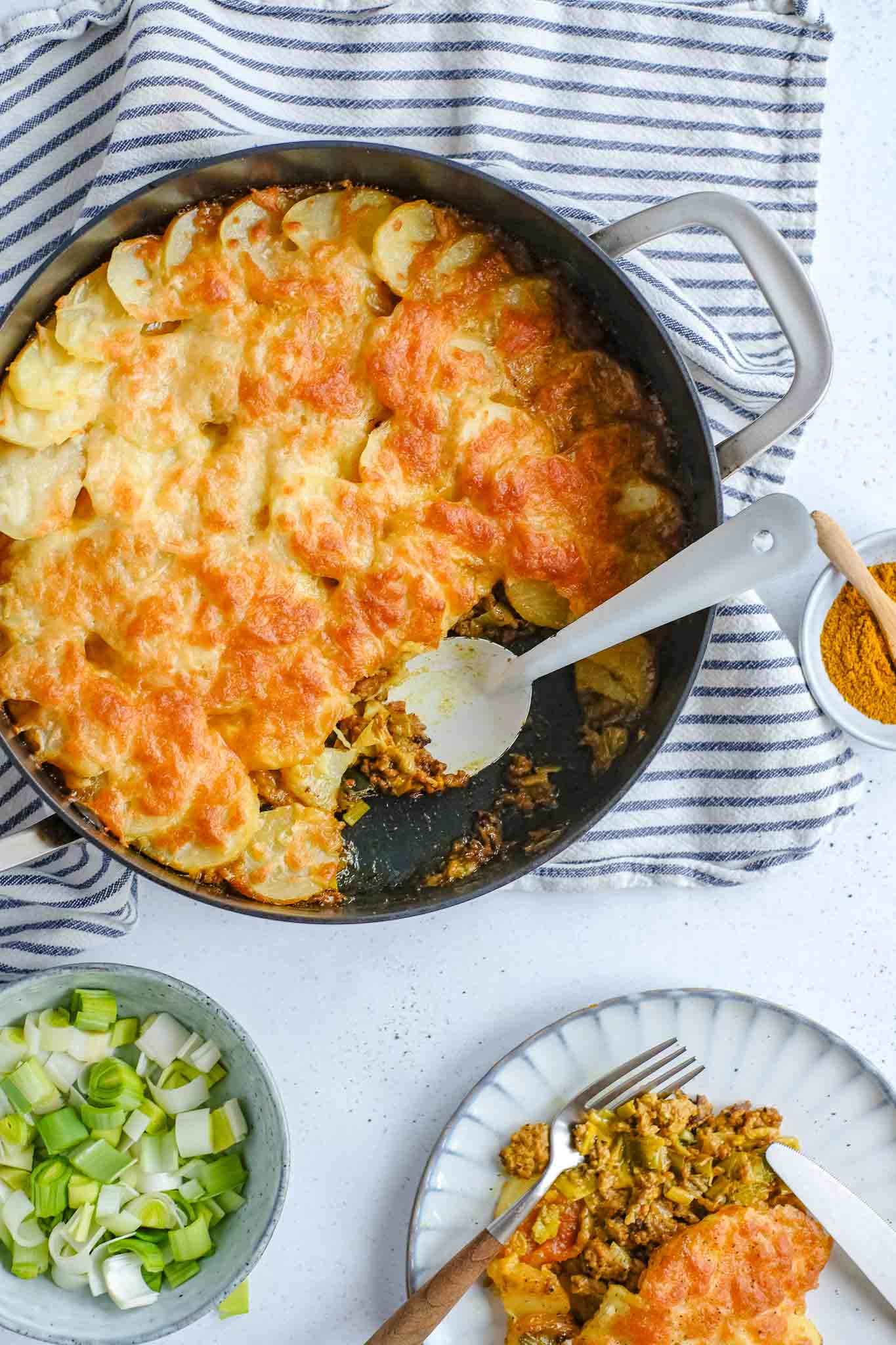 leek and ground beef casserole