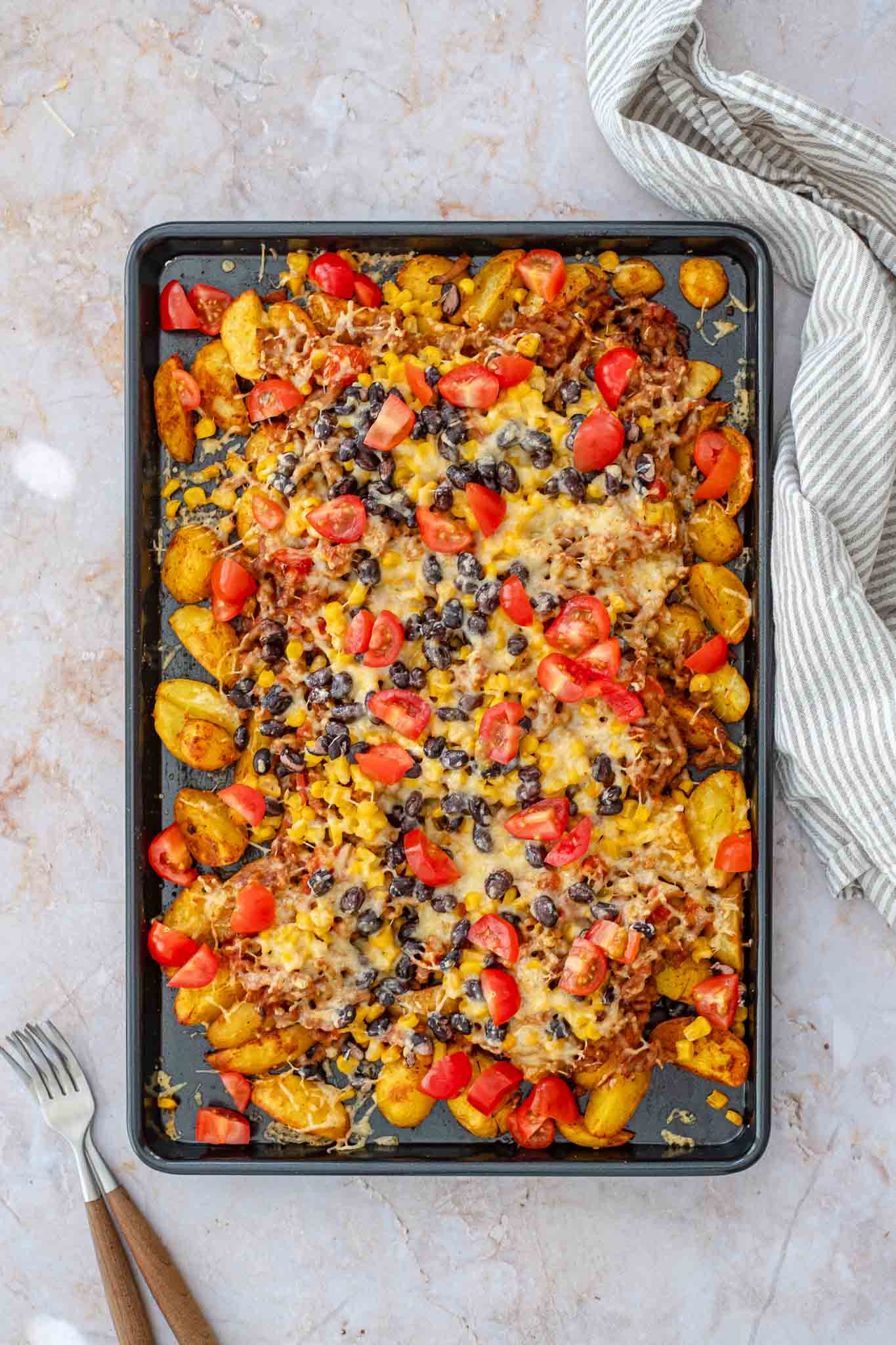 chili cheese loaded potatoes
