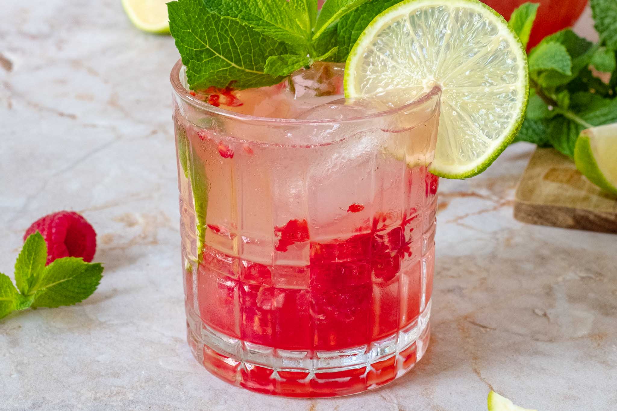 raspberry mojito mocktail