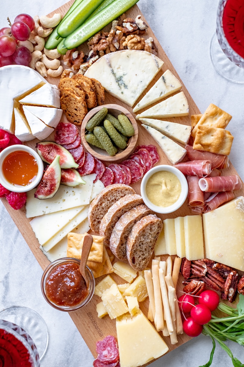 how to make a cheese board